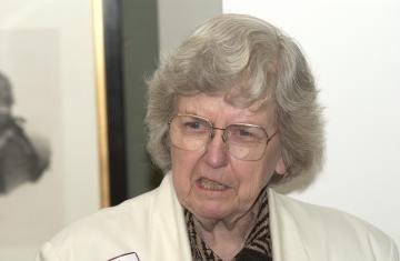 Dr Mary Ellen Avery 