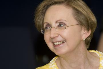 Professor Anne Szarewski 